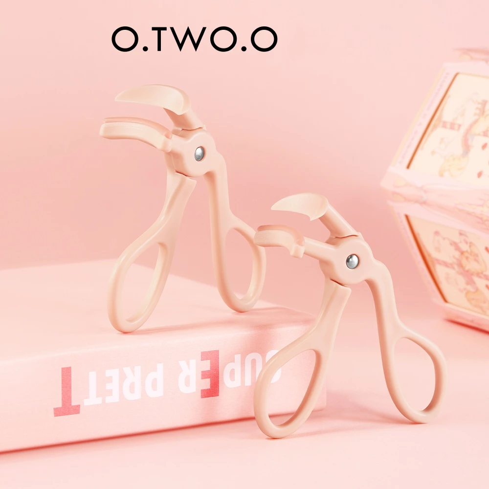 O.TWO.O 3D EYELASH CURLER