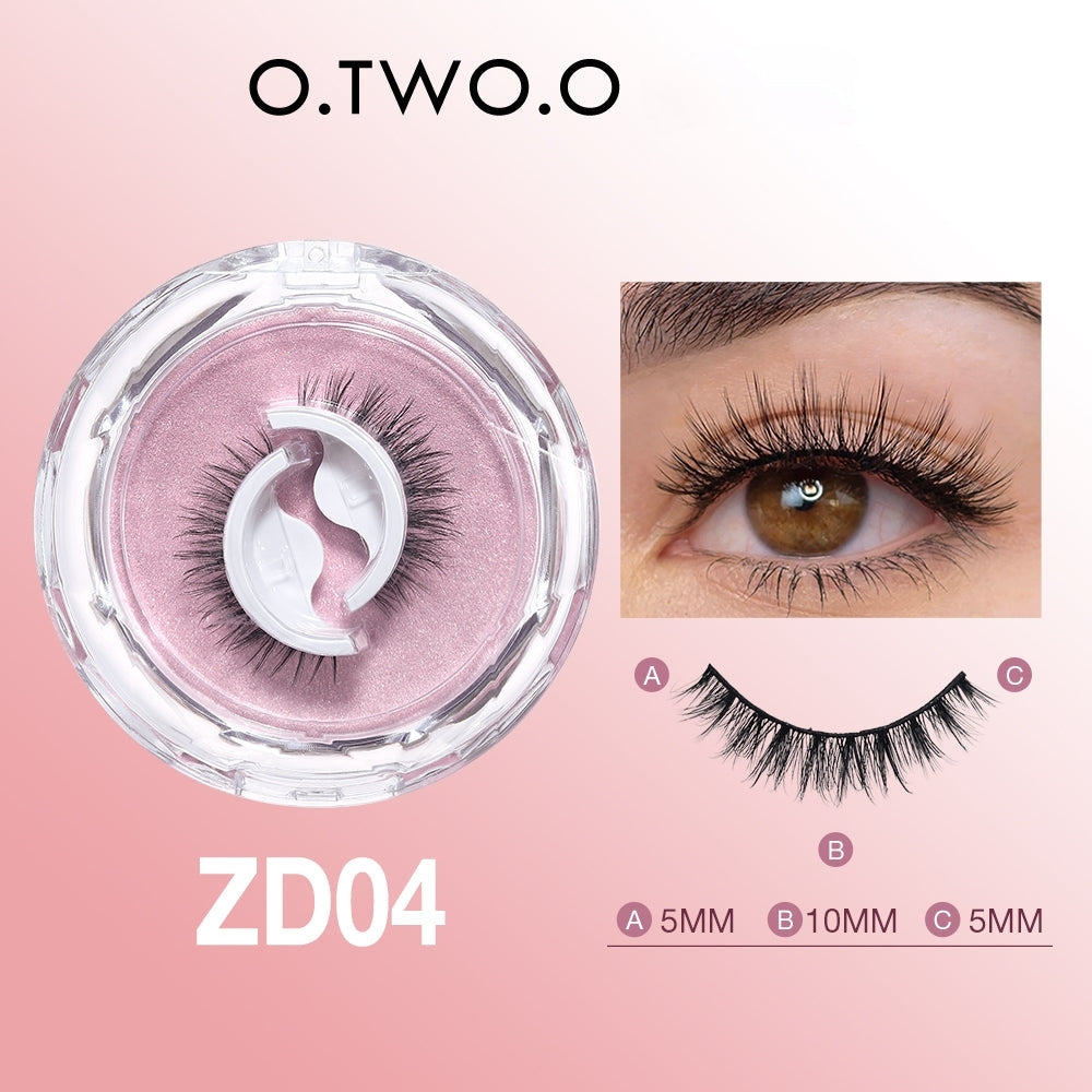 O.TWO.O SELF ADHESIVE EYELASHES