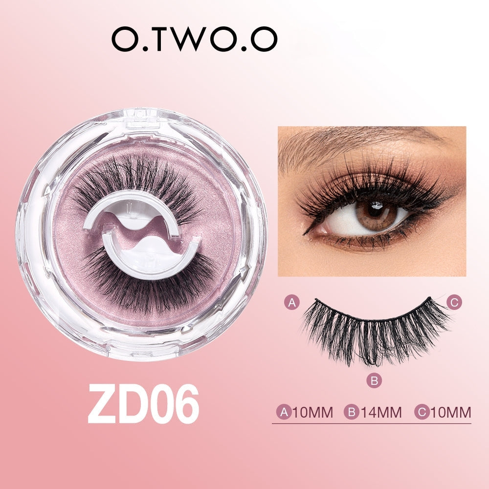 O.TWO.O SELF ADHESIVE EYELASHES