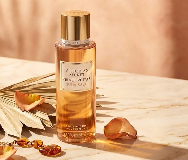 Victoria's Secret Velvet Petals Body Mist