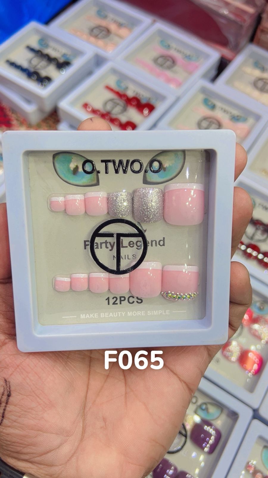 O.Two.O Nails 12pcs Box