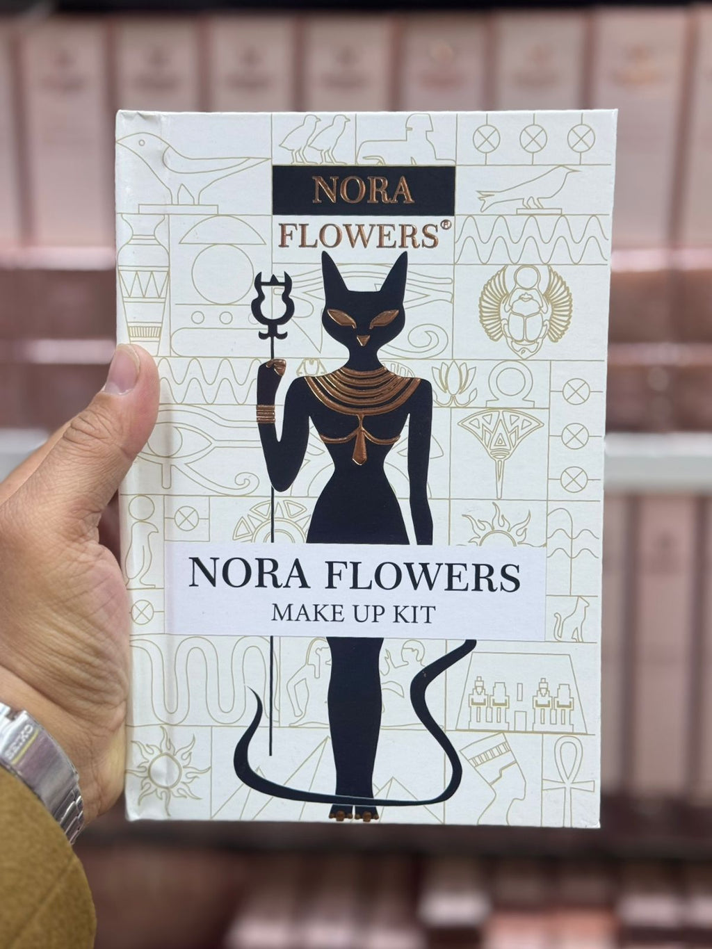 Nora Flowers 6 folding Make-up Kit