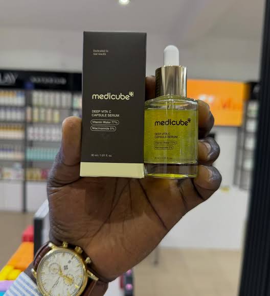 Medicube Deep Vita C Capsule Serum 30ml
