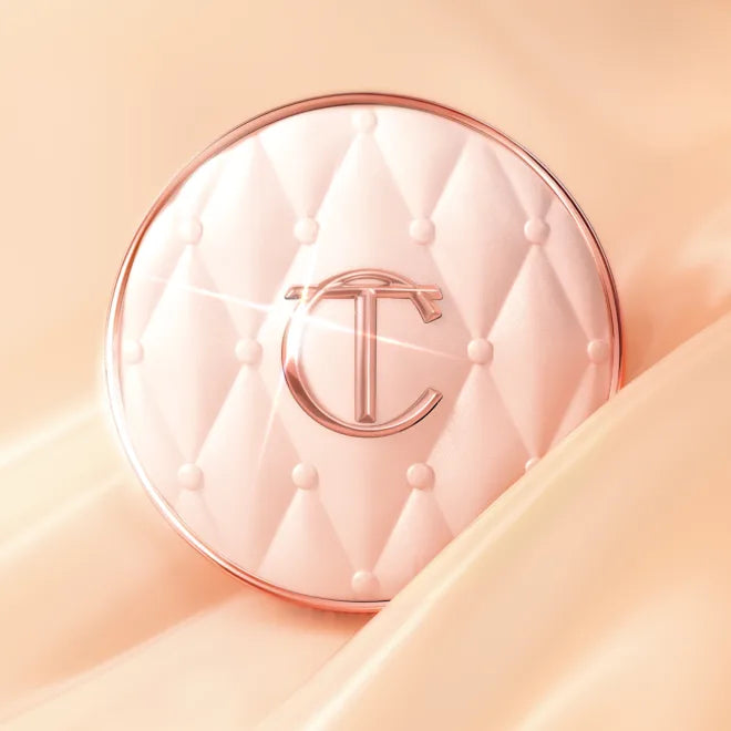 Charlotte tilbury Pillow talk Beautifying Flawless Silk blur Foundation.