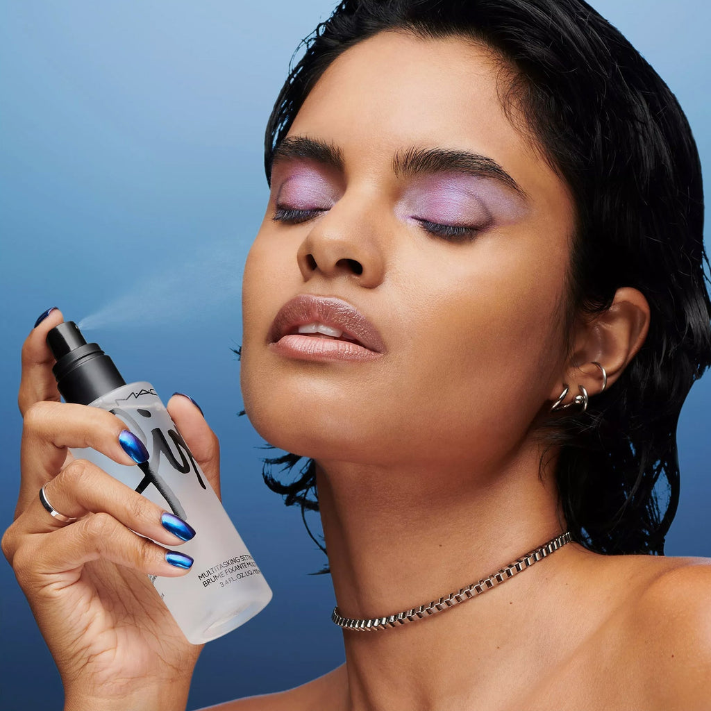 MAC Fix+ Alcohol-Free Multitasking Setting Spray (100ml)