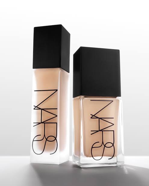 NARS NATURAL RADIANT LONGWEAR FOUNDATION