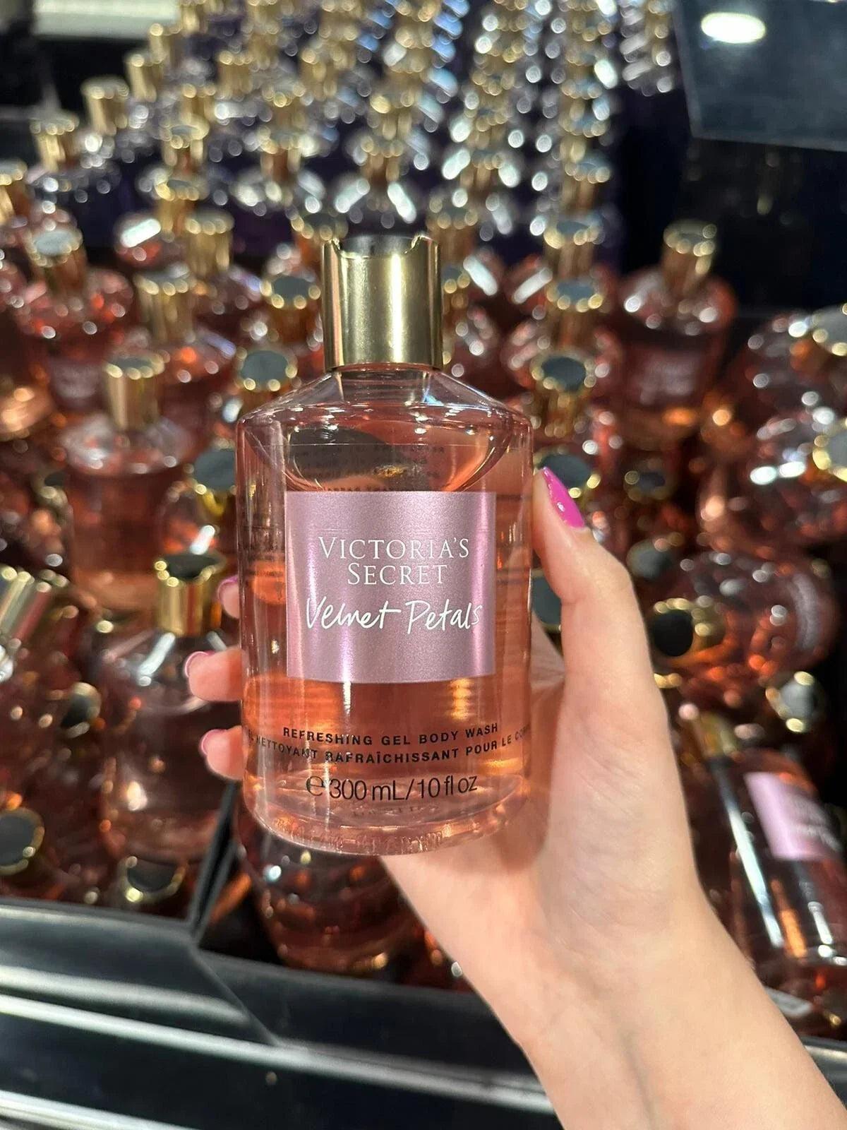 Victoria Secret Velvet Petals Gel Body Wash